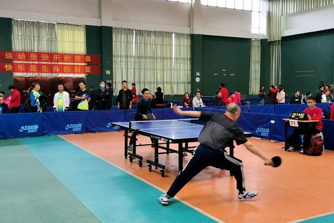 是第一个从 是第一个从