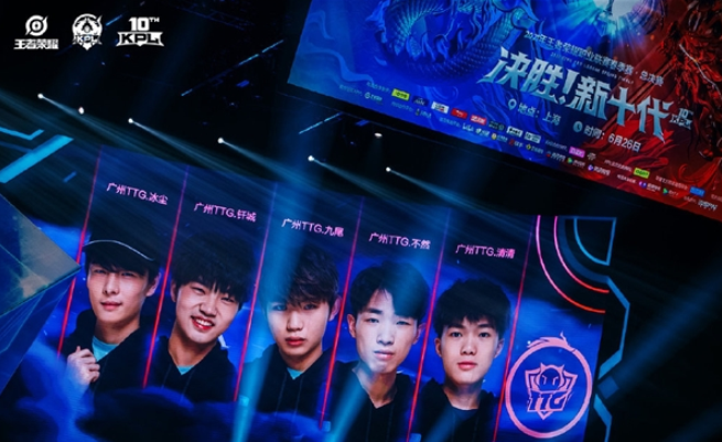 伯队这类劲 伯队这类劲