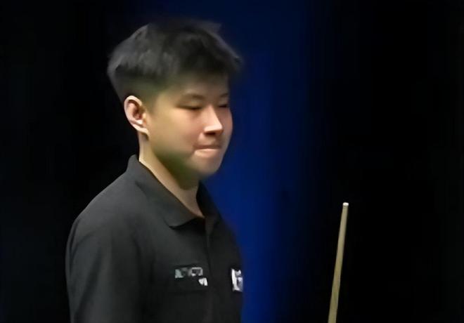 一组近照在 一组近照在