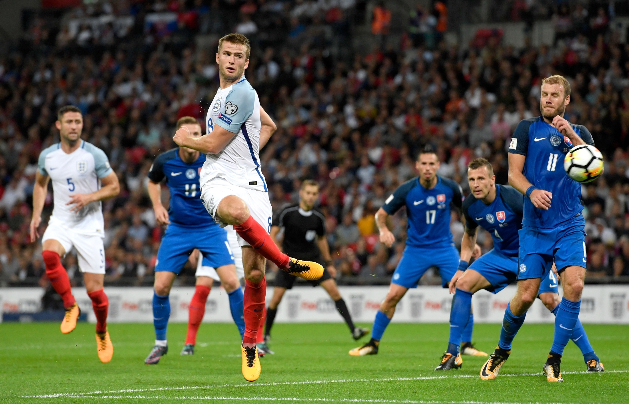 后的团队配 后的团队配