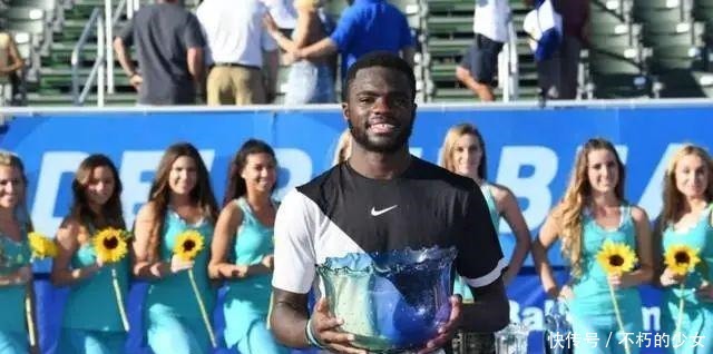 她未能打出 她未能打出