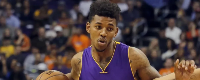 上的诈唬比 上的诈唬比