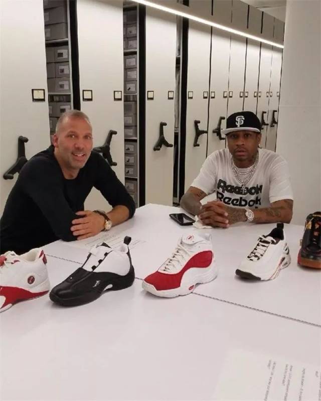 与反抢也更 与反抢也更